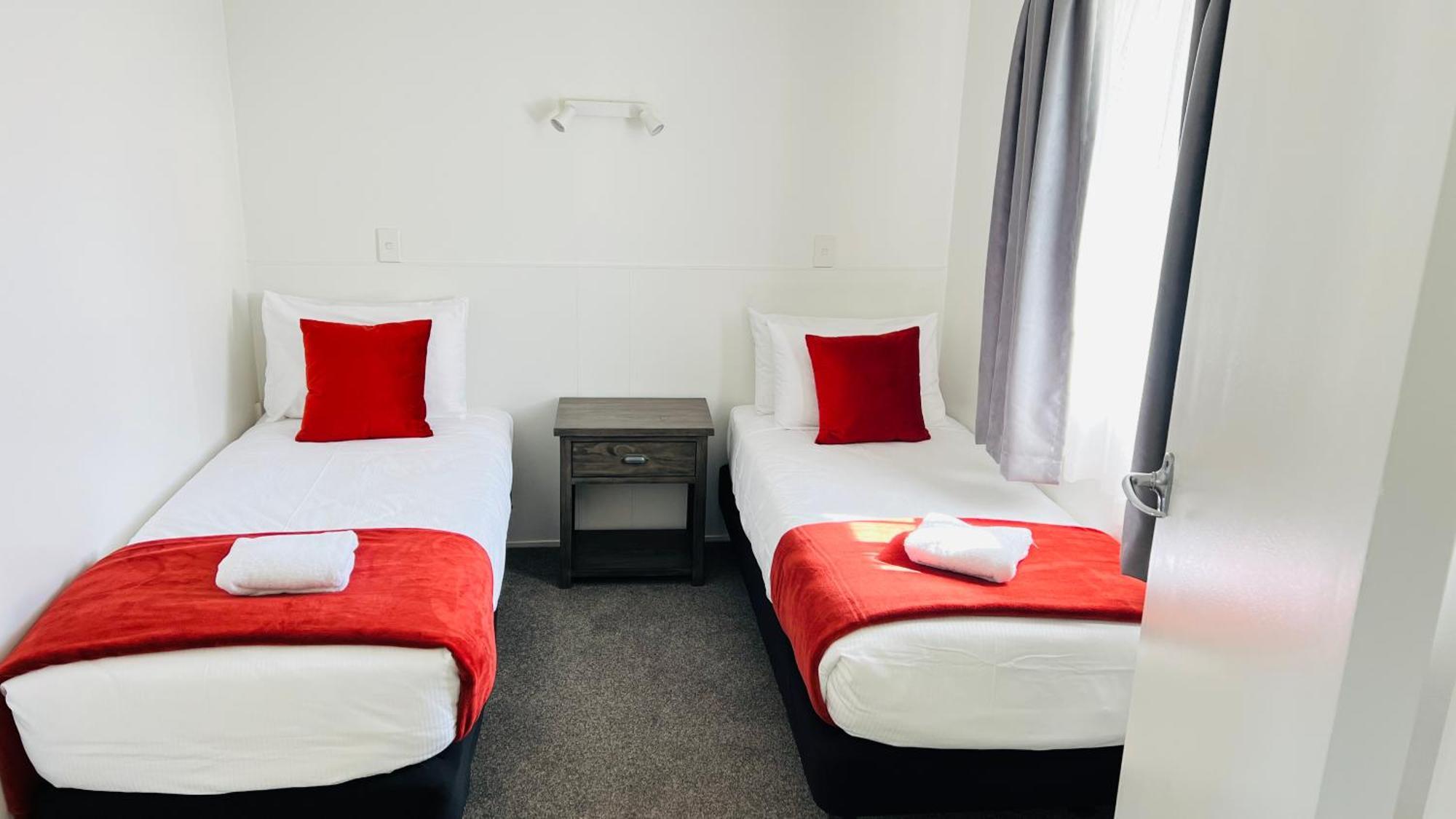 18Th Avenue Thermal Motel Tauranga Luaran gambar