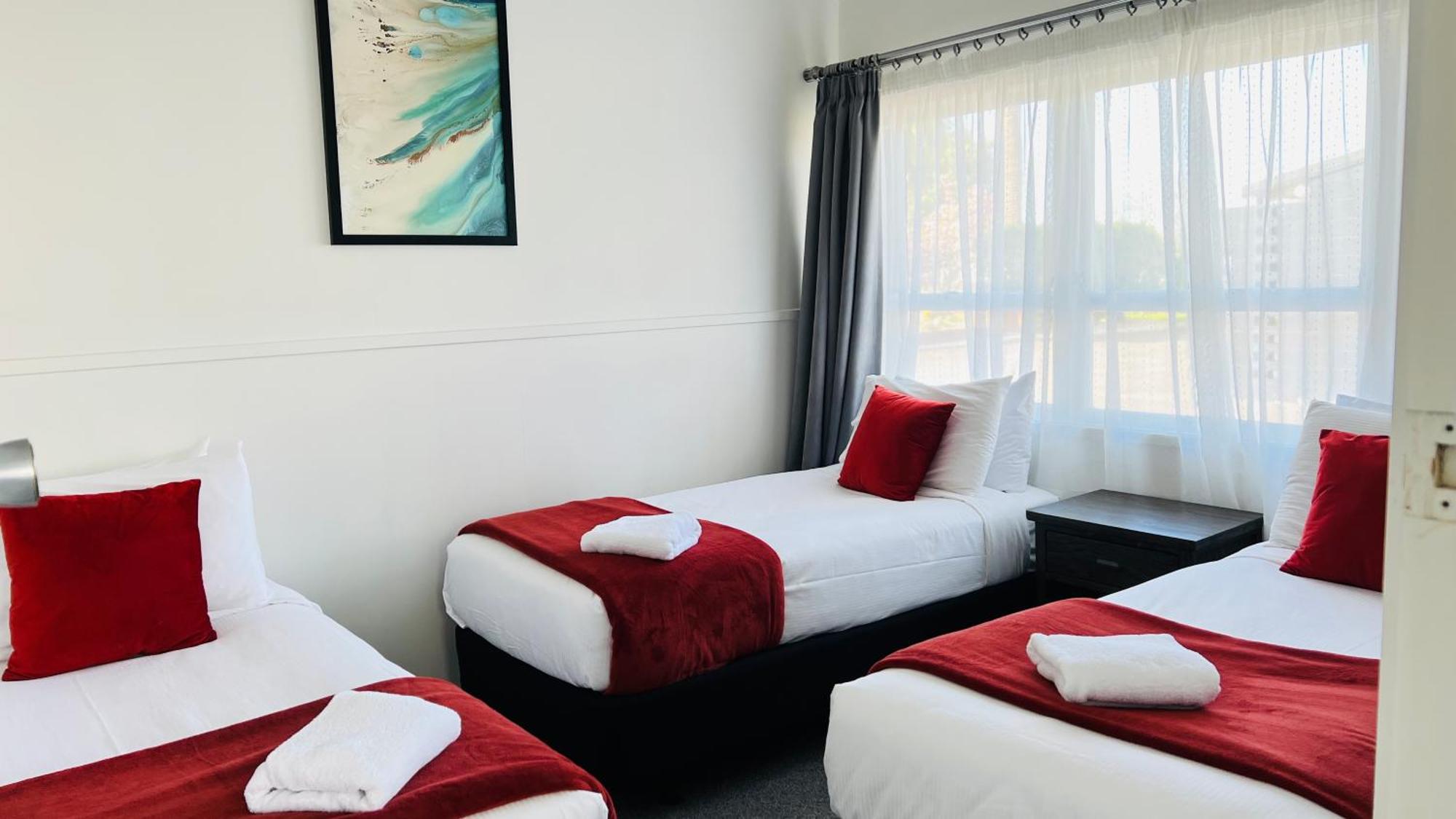 18Th Avenue Thermal Motel Tauranga Luaran gambar