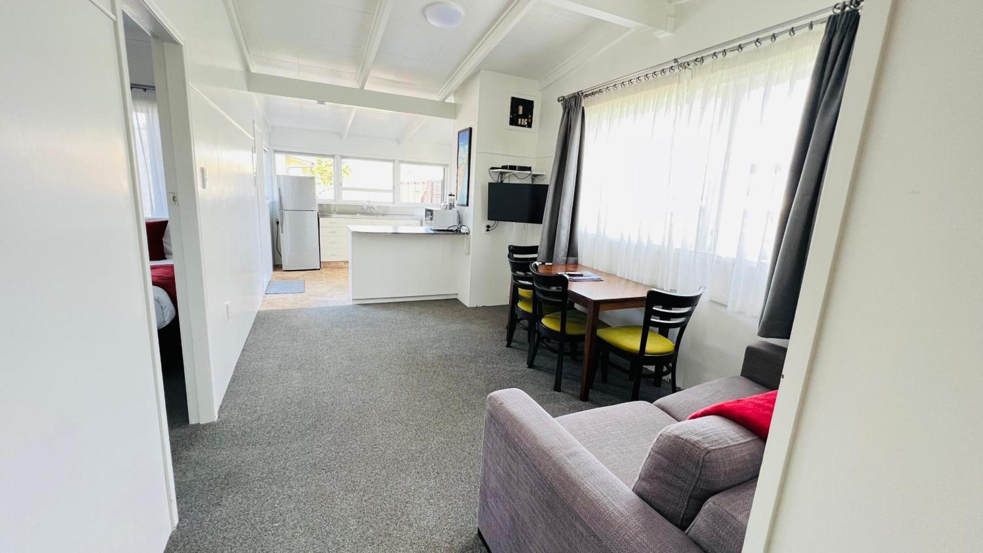 18Th Avenue Thermal Motel Tauranga Luaran gambar