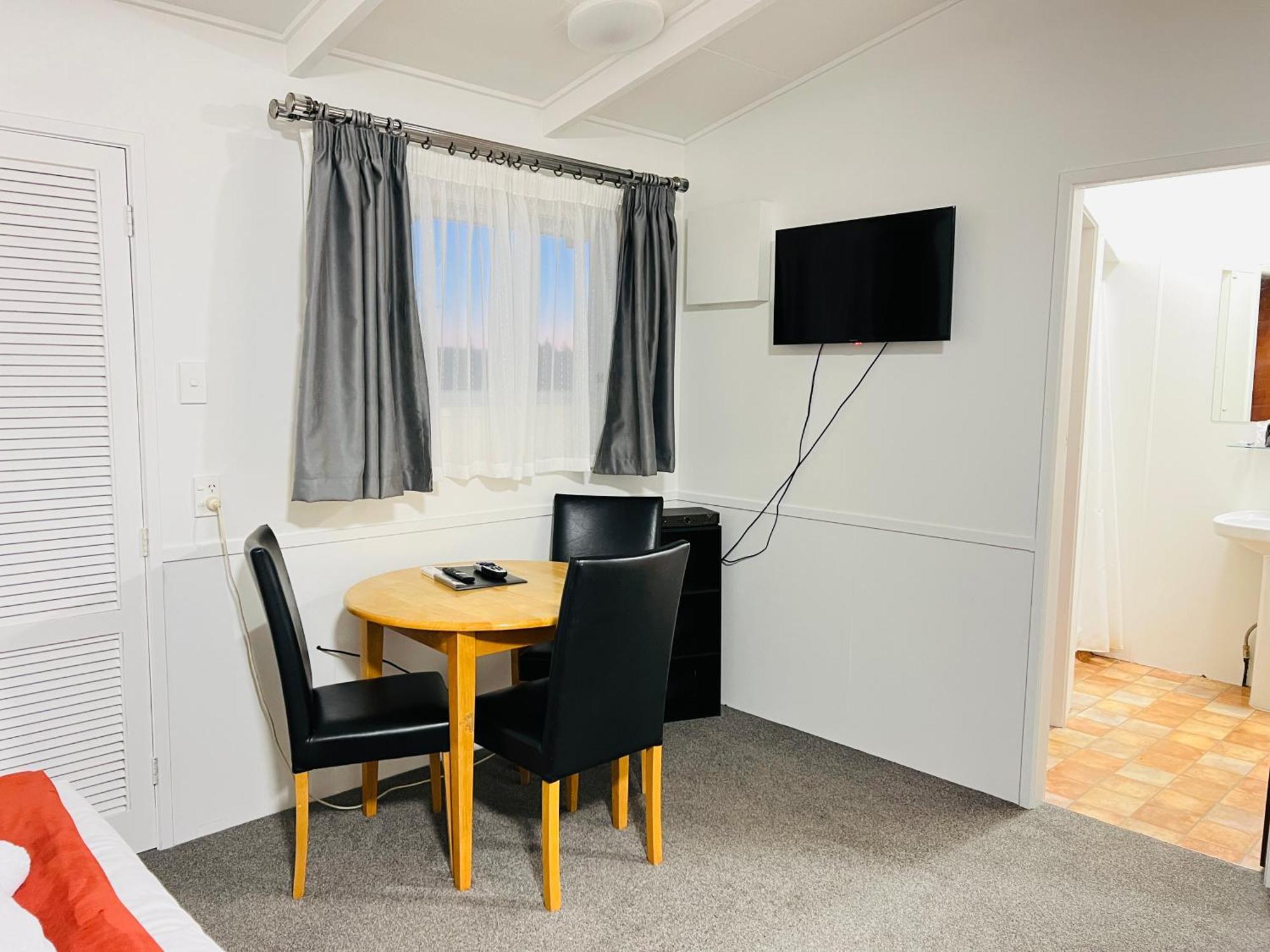 18Th Avenue Thermal Motel Tauranga Luaran gambar